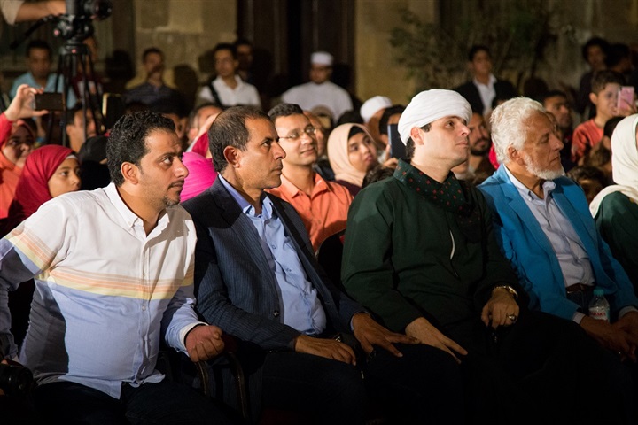 «الإنشاد الديني».. مدرسة مصرية لثقل الموهبة بالدراسة