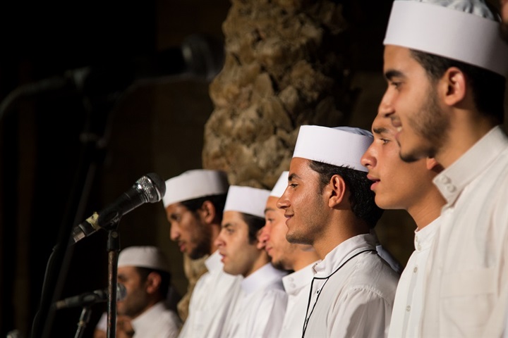 «الإنشاد الديني».. مدرسة مصرية لثقل الموهبة بالدراسة