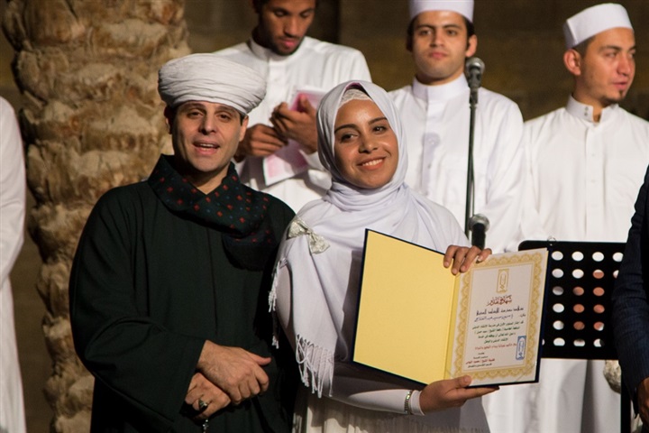 «الإنشاد الديني».. مدرسة مصرية لثقل الموهبة بالدراسة