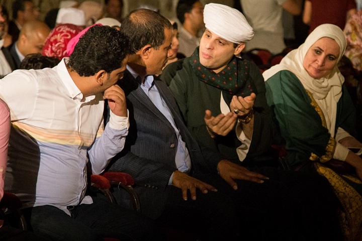 «الإنشاد الديني».. مدرسة مصرية لثقل الموهبة بالدراسة