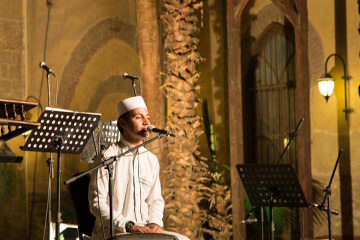 «الإنشاد الديني».. مدرسة مصرية لثقل الموهبة بالدراسة