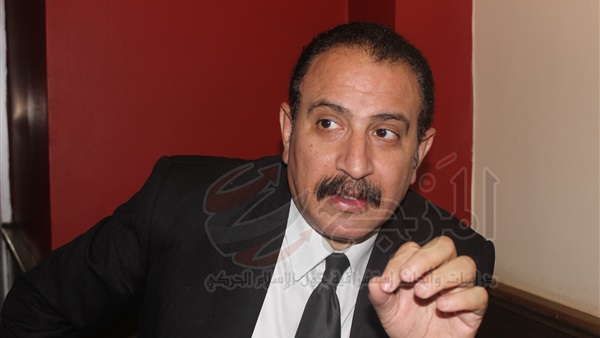 الدكتور طارق فهمي،