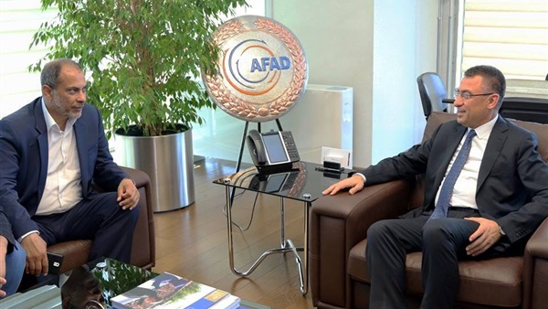 الغمري في لقاء مع