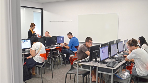 مدارس سان ديجو بأمريكا