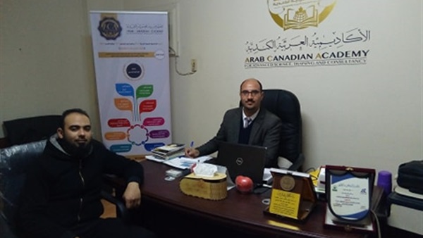 الإعلامي اليمني مطهر