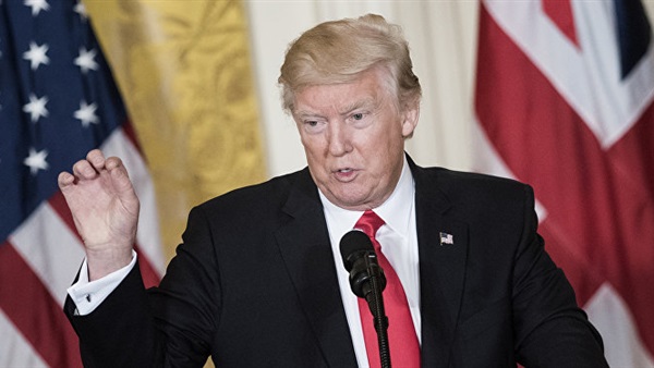 الرئيس الأمريكي دونالد