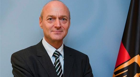 مؤسَّسَات وشخصيَّات