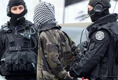 فرنسا.. سقوط خلية