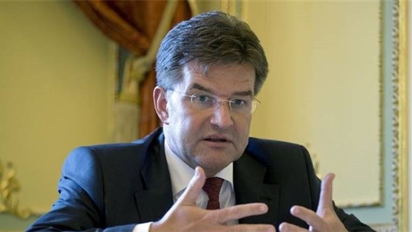 جدل عالمي حول استراتيجية