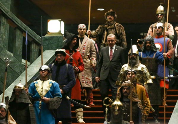 الخلافة عبر التاريخ..