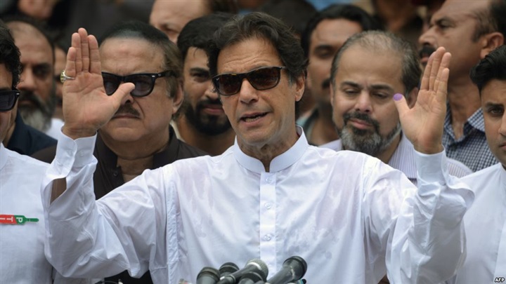  عمران خان