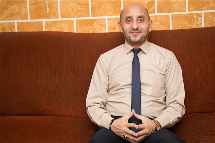 الحوثيون يطرقون كل