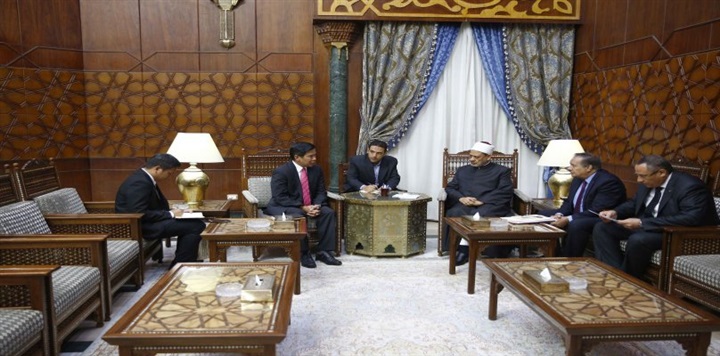 4 طرق اتبعها «الأزهر»