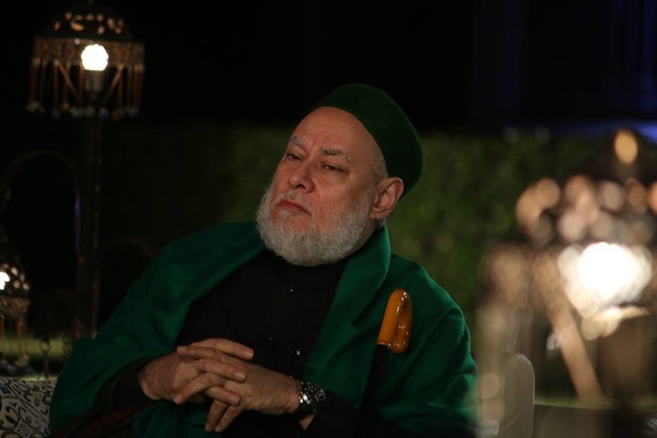 «دعاة الصوفية» يجذبون