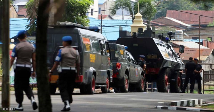 استمالة الإسلاميين..