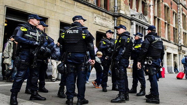  الشرطة الهولندية