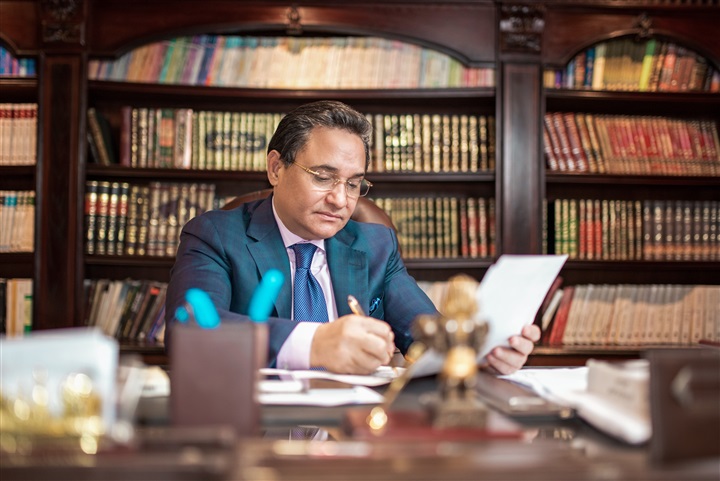 الكاتب الصحفي عبدالرحيم