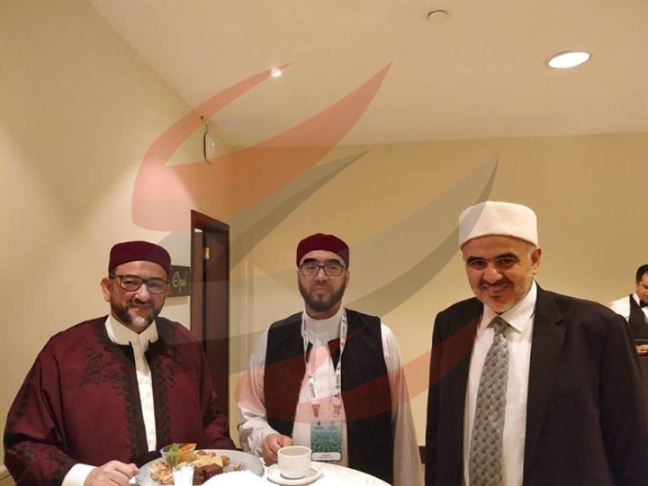 «شيخ الإرهاب يُسلِّم