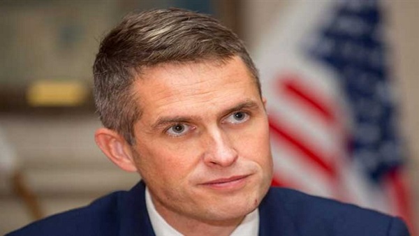 وزير الدفاع البريطاني،