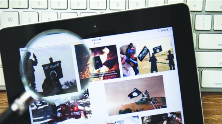 من البالتوك إلى تيليجرام..