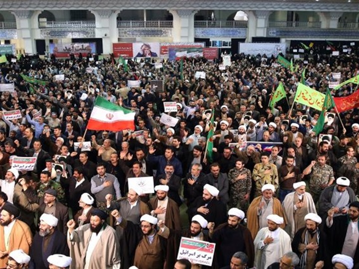 «خداع الملالي»..