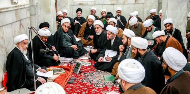 هل انتهى «شهر العسل»