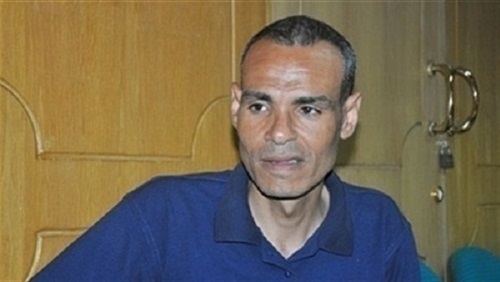 بعد فتوى بإهدار دمه..