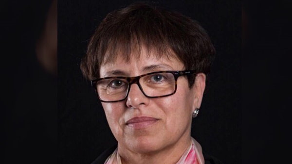  فاطمة حمروش