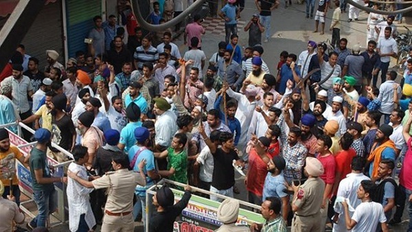 «في مثل هذا اليوم»