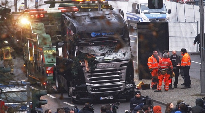 خسائر اقتصادية بالمليارات..