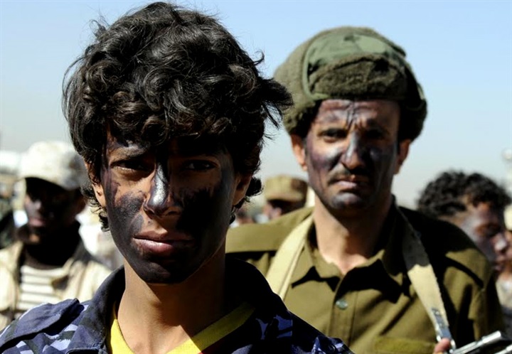 الحوثي يُجنّد الأطفال..