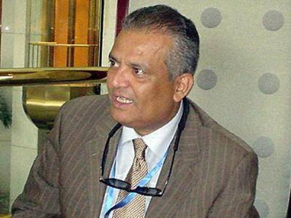 تهريب أسلحة ومخططات