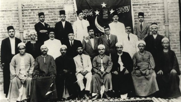 «الثورة» في رسائل