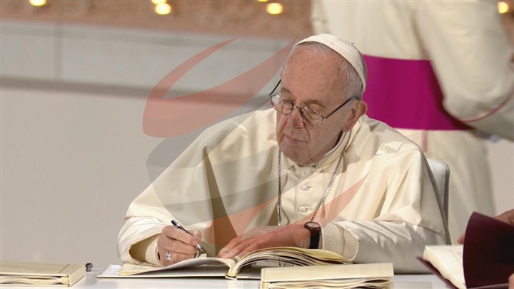 من أرض التسامح..