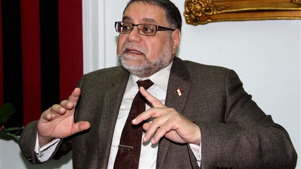 «الخليفة يتخلى عن