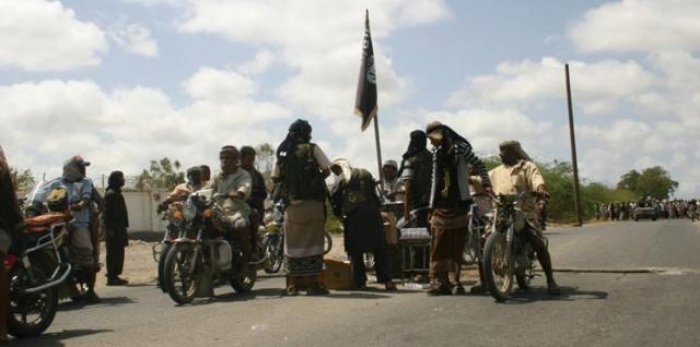 كيف وظّف «القاعدة»