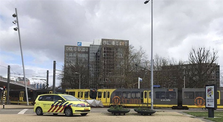 إطلاق نار في عدة