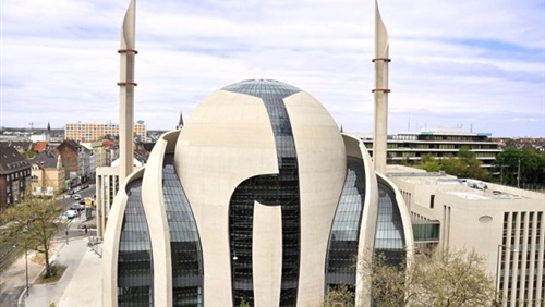 ألمانيا تبتر ذراع