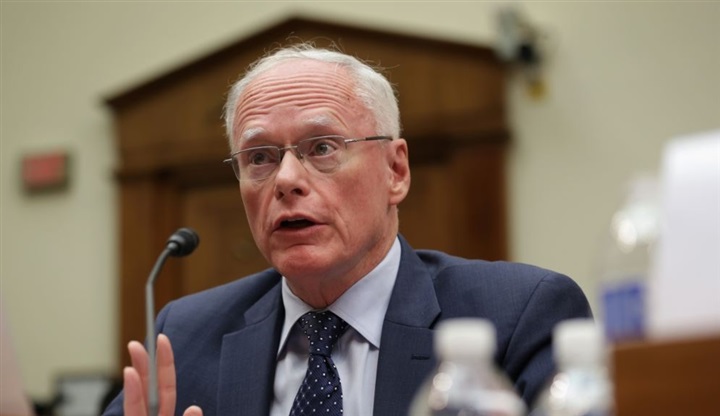 بعد الإعلان عن مكافأة