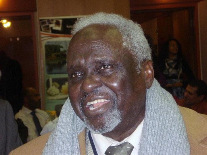 سقوط «البشير» يعري