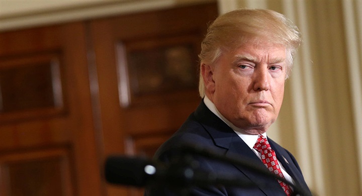 الرئيس الأمريكي دونالد