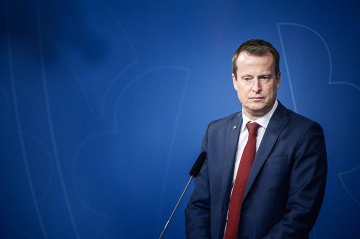  وزير الداخلية السويدي