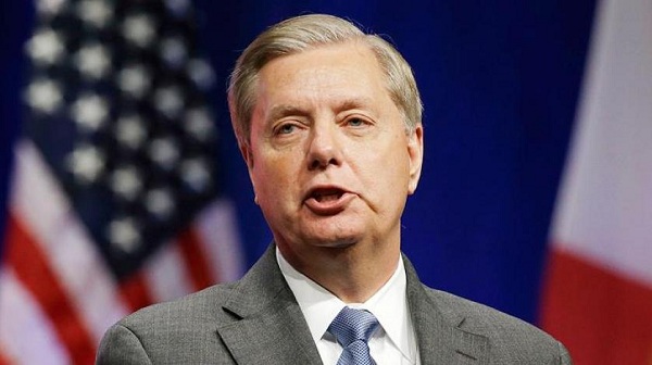 السيناتور ليندزي