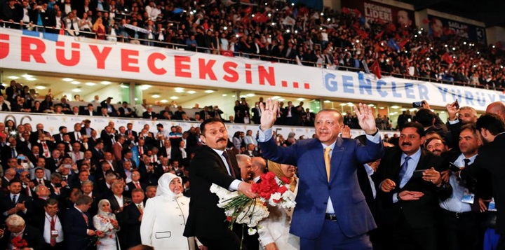 أخونة المؤسسات في