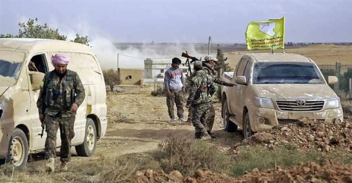 بالدمج والمحاكمة