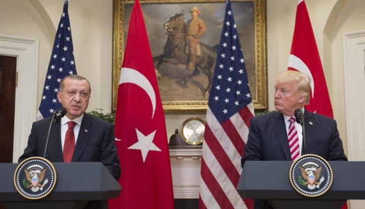 بين التكتم الأمريكي