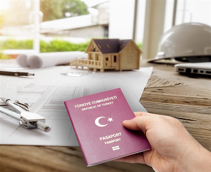 بتجنيس السوريين..