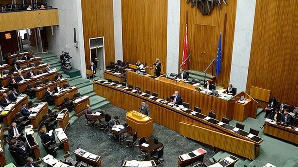 بدراسة دوافع الإرهاب..