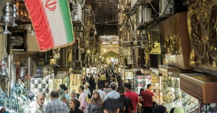 بعد غلق أبوابه..