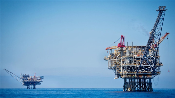 «المصلحة تحكم»..